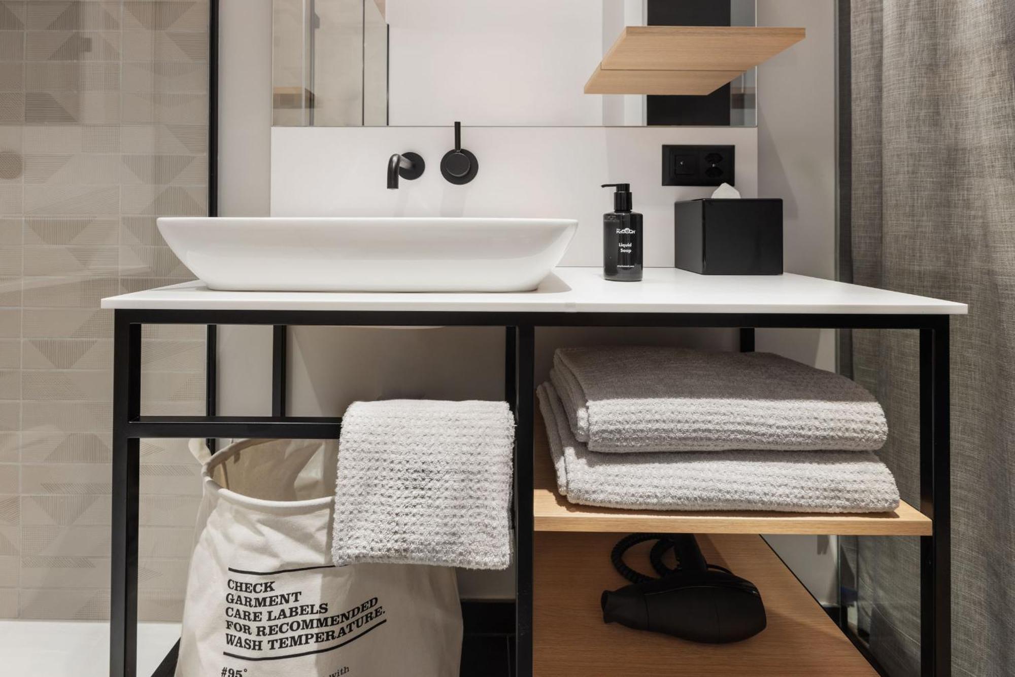 Stay Kooook Geneva City - Online Check In New Opening Ngoại thất bức ảnh